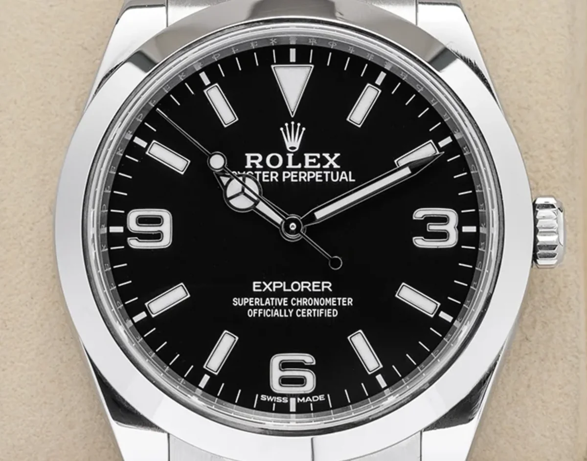 39mm 세대의 유일무이한 상징, 롤렉스 익스플로러 I Ref. 214270